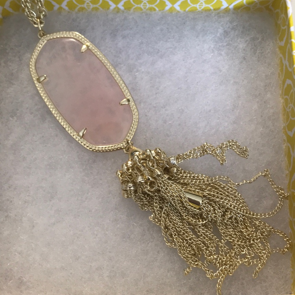 NWT Kendra Scott necklace
